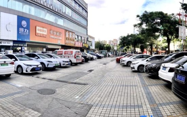 198 Boutique Hotel (Shenzhen Gongming Plaza Subway Station Daqianli Branch) – Outside – Shenzhen
