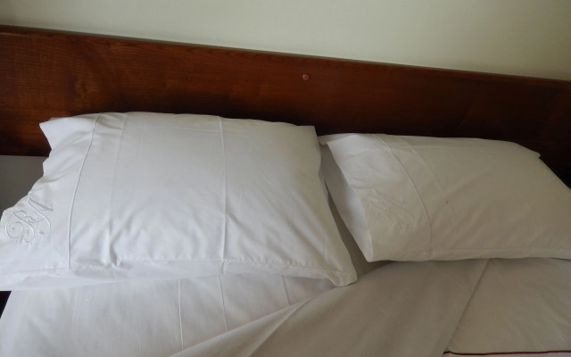 Room Apart Escuela Militar