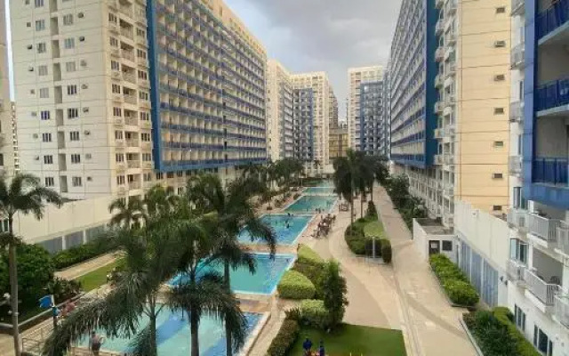 Madison's Place at Sea MOA