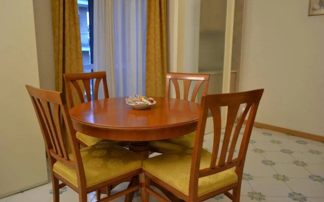 Gatto Bianco Le Dimore