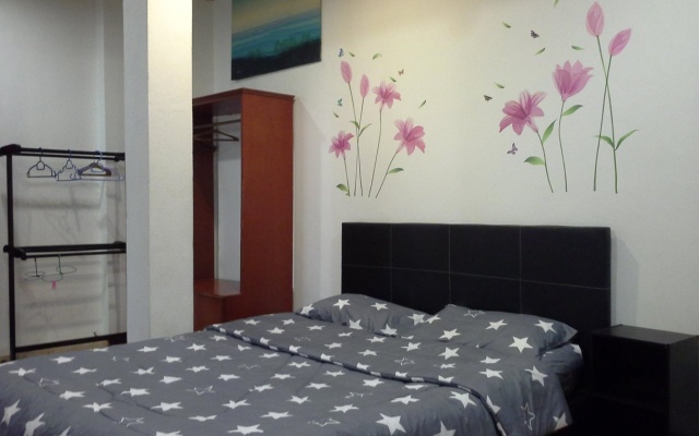 Baan Talay Homestay by the Beach – Guest Rooms – Tanjung Tokong