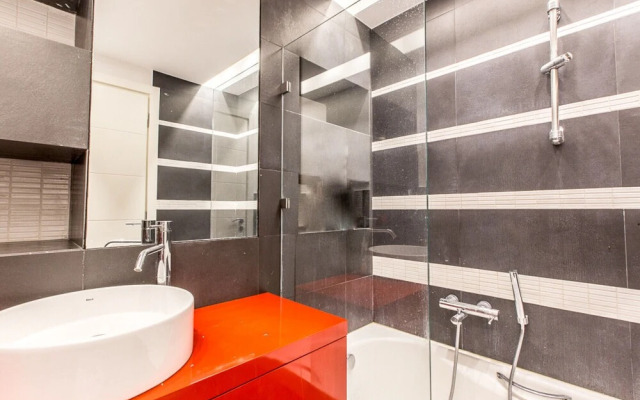 Villa Lillium With Pool & Garden