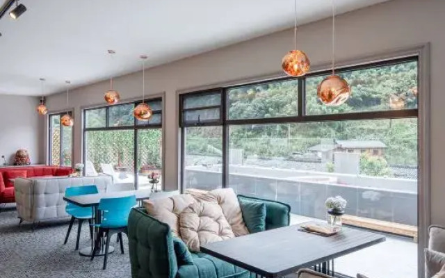 Grandlife Hot Spring Hotel