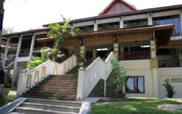 Ratu Hotel & Resort