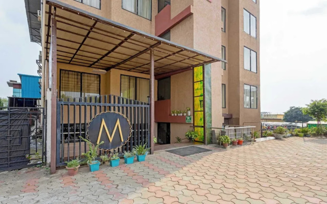 Hotel The Grand By OYO Rooms