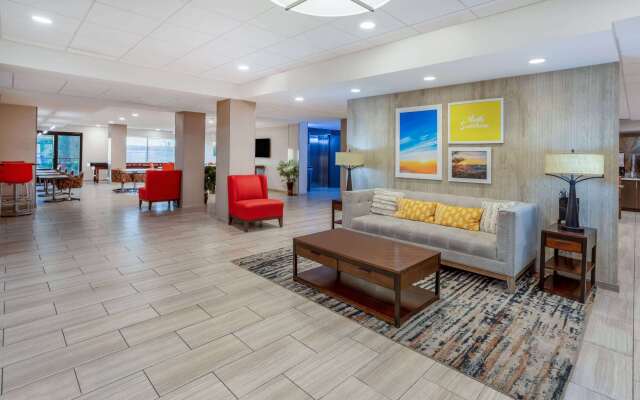 Days Inn & Suites by Wyndham Denver International Airport