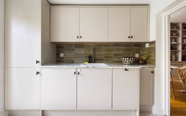 The Finsbury Park Arms - Elegant 2BDR Flat with Garden