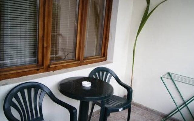 Kastela Guest House