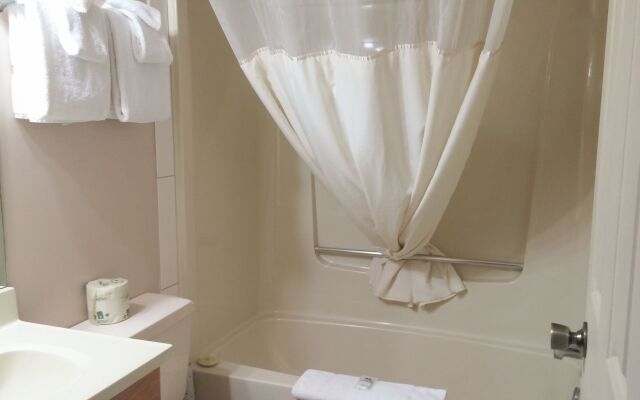 Canadas Best Value Inn & Suites Vernon