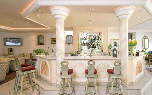 Gisela Hotel