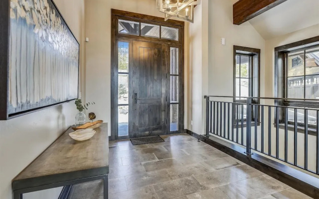 Barton Creek Vista 6 Bedroom Home