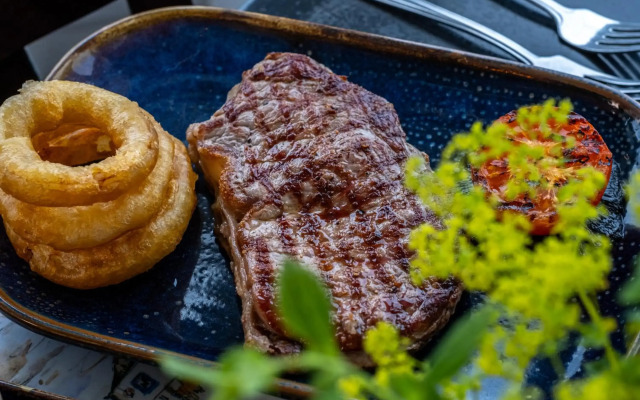 The Upper Largo Hotel & Restaurant