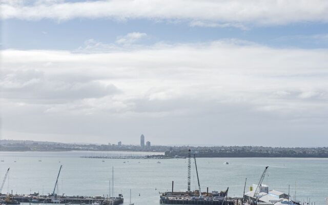 Best Views -Stunning Heritage-Pool,Gym+Car park!