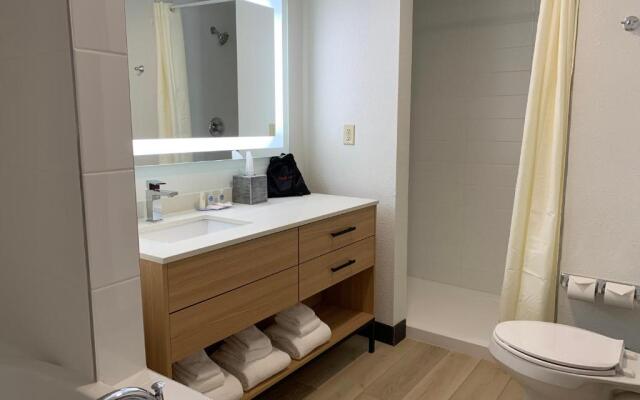 Comfort Suites Cheyenne