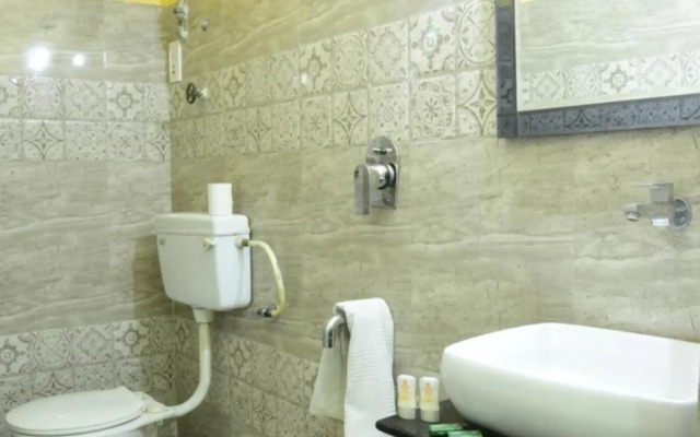 Hotel Bani Park Palace