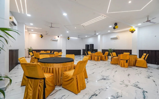Fabhotel Grand Inn Ii
