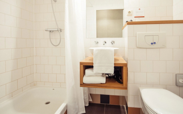 Badhotel Rockanje & Brasserie Lodgers