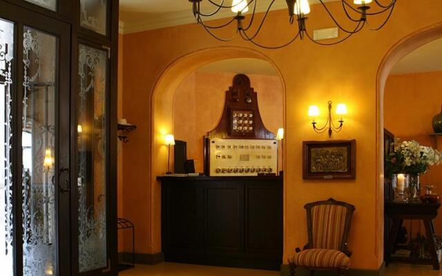 Bremon Boutique Hotel by Duquessa Hotels Collection