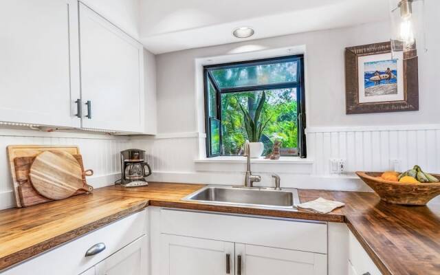 Napili Gardens B7 3 Bedroom 3 Townhouse by RedAwning