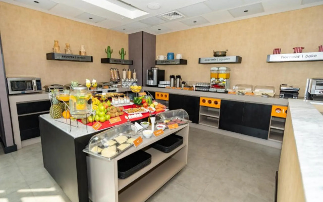 Hampton By Hilton Santiago Las Condes