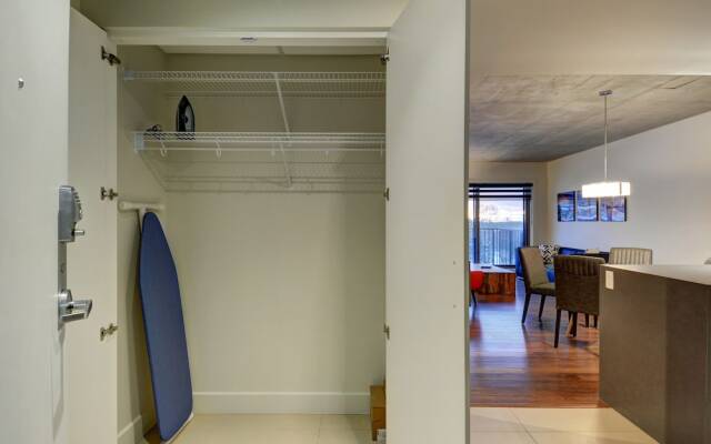 Corporate Stays La Garde Apartments