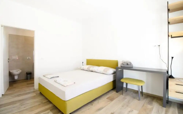 Modern Villa With Private Pool and Garden