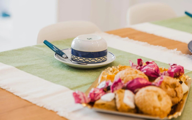 Calabona's promenade apartment