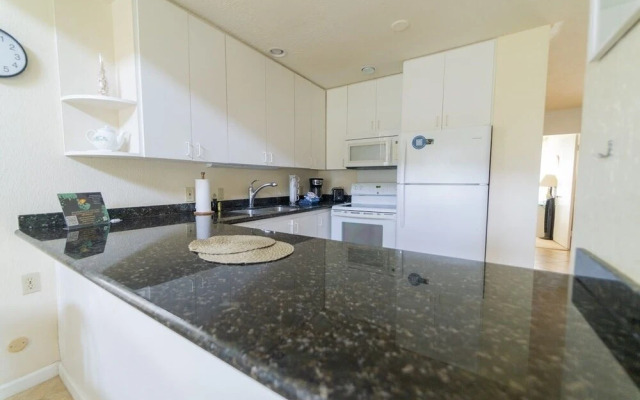 Bird of Paradise - 2 Br Condo