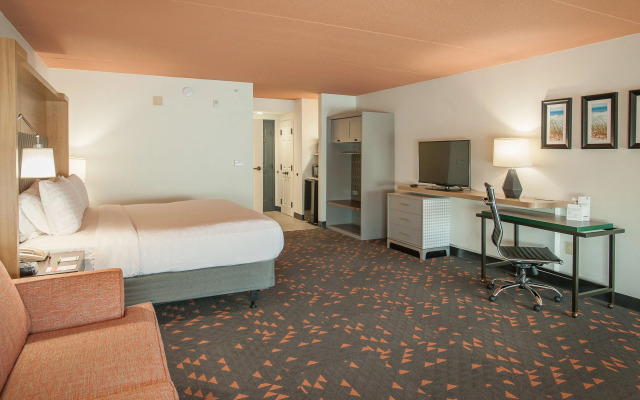 Holiday Inn Pensacola - University Area by IHG