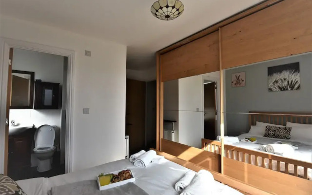 Hughenden Garden Luxury Apartment
