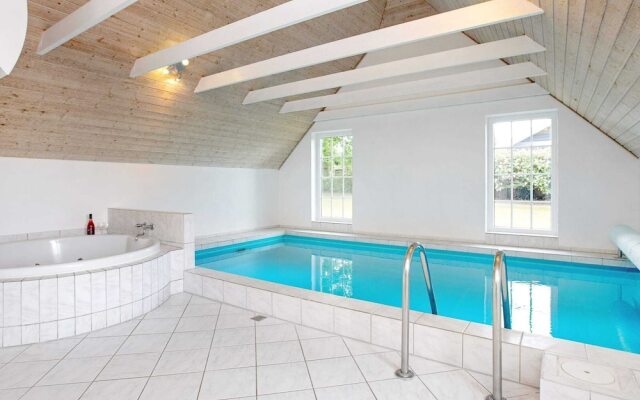 Holiday Home in VÃ¦ggerlÃ¸se