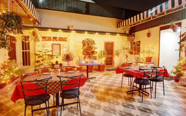 Hotel Jaisingh Palace