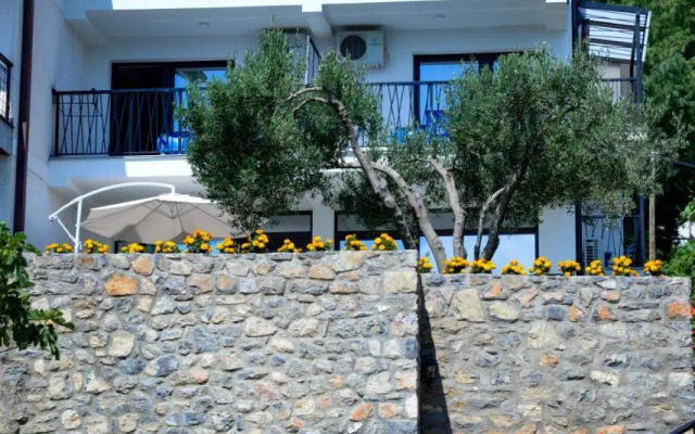 Guest House Sandra Lagadin