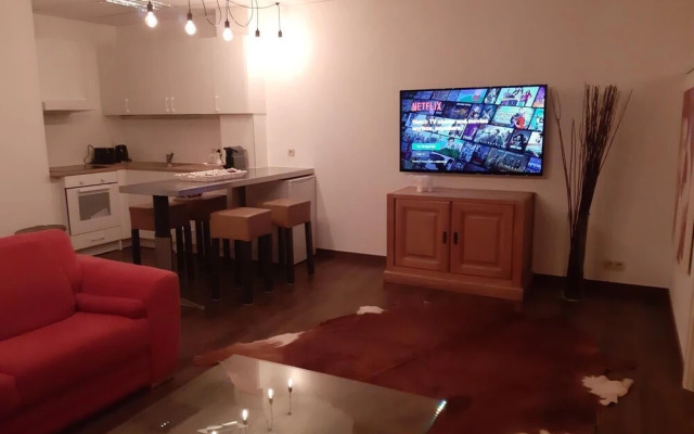 Diamond Bourse Apartments