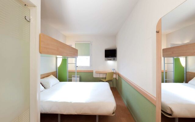 ibis budget Mantes-la-Jolie Sully