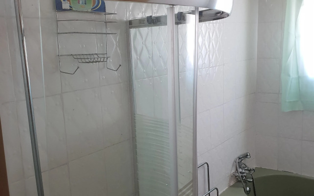 The Oasis Evergreen Lodge