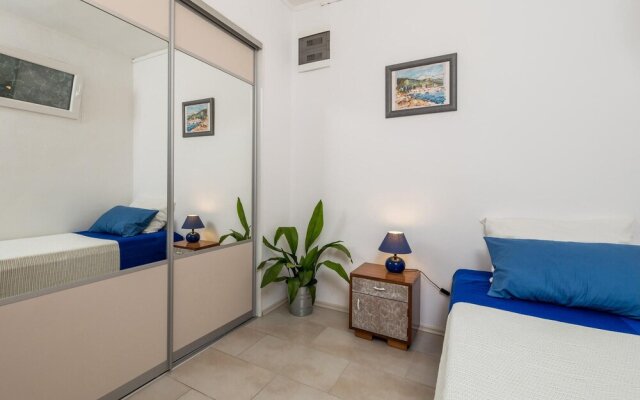 Awesome Apartment in Krk With Wifi and 2 Bedrooms