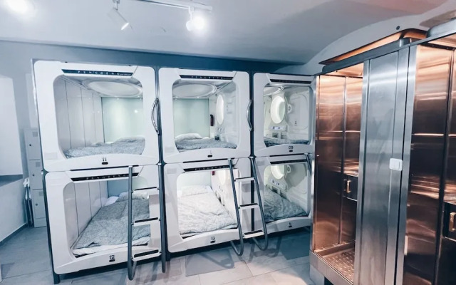 Space One Vienna - Sleeps 7 - Affordable & Central