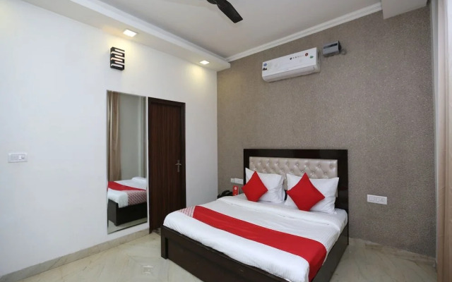 The Destiny Inn by OYO Rooms
