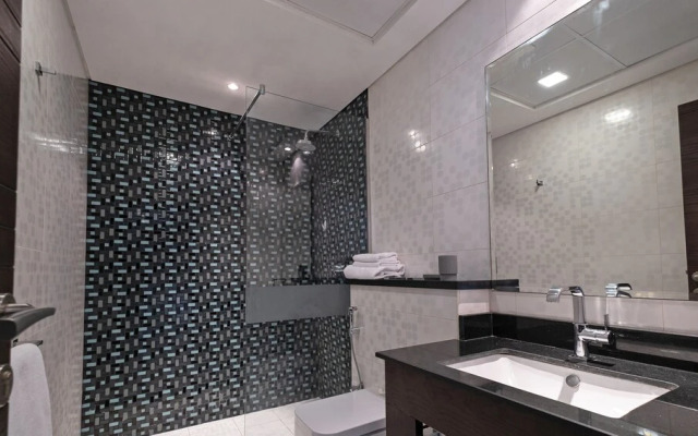 LUX The Cayan Superior Suite 2