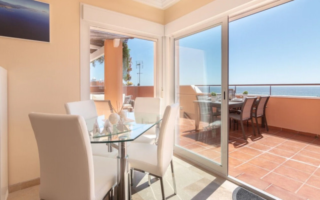 2242-Maravilloso atico 2 terrazas vista al mar