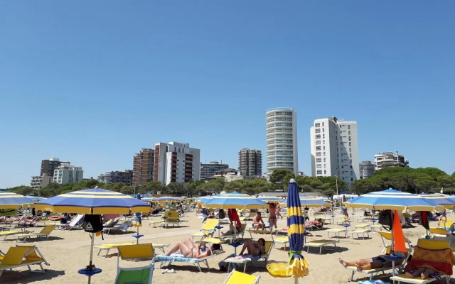 Lucerna Apartments at Sabbiadoro Beach