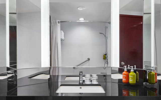 Holiday Inn Singapore Atrium by IHG