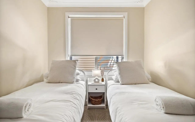 Eagle Bay Beach House