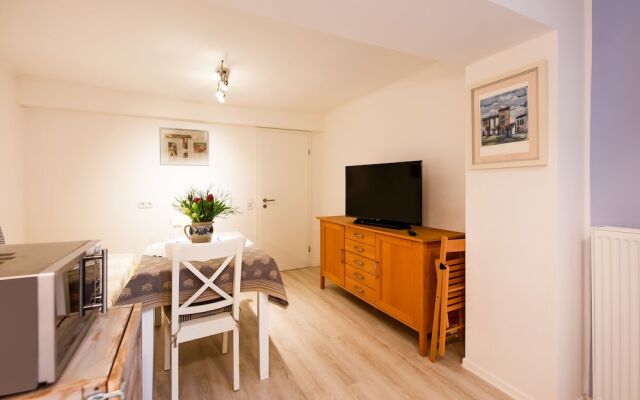 Elegant Apartment in Naumburg With Terrace