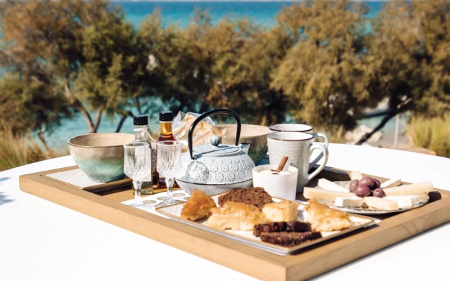Avgoustos Suites - Adults only