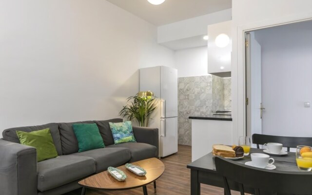Prado Apartment I