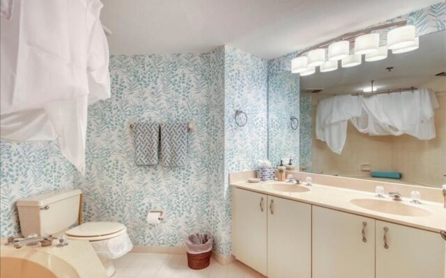 Som 112 - Somerset 2 Bedroom Condo by Redawning