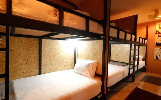 Me Hostel