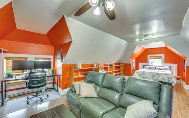 Dog-friendly Pittsburgh Home, 3 Mi to Downtown!